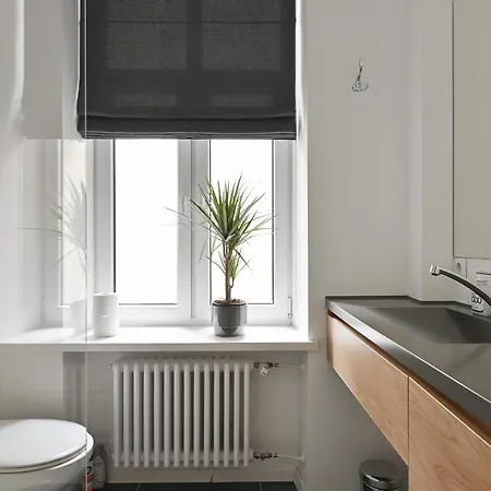 Lovely Studio Apartment In The Heart Of Riga Exterior photo